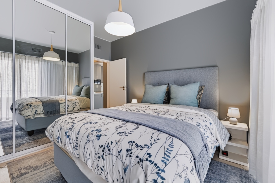 2 Bedroom Property for Sale in Sea Point Western Cape